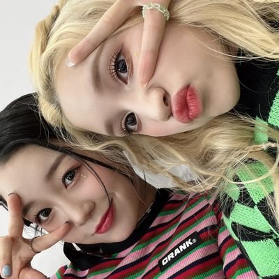 eunb6i's profile picture. ela/dela || me segue na @tayIorinha