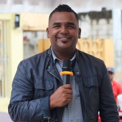 Animador, Maestro de Ceremonias. #Voz de @829Music, Productor General @elnuevodiariotv @elnuevodiariord, Periodista. CEO de @enotroambiente, #RRPP @clubozoria…