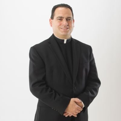 Leo ~ Italo-Greek ~ New Yorker ~ Conservative ~ Catholic Priest ~ Pontifical Doctorate in Sacred Theology ~ Doctorate in Education ~ Author ~ Editor ✝️