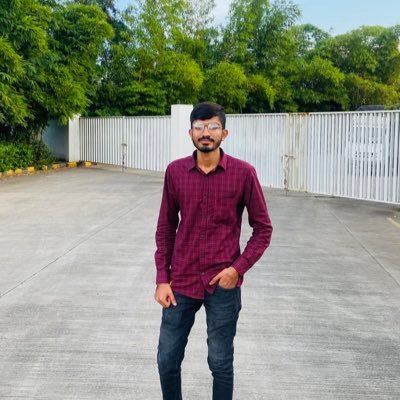 vivek__20_'s profile picture. C’est la Vie😉