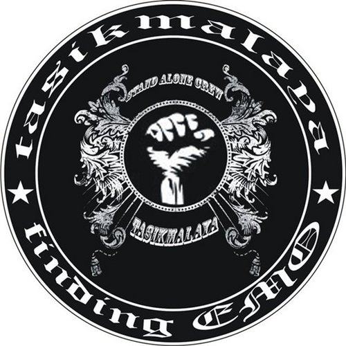 We are not fans but friends, the part of @Alone_At_Last and @standalone_crew from #Tasikmyhellyeah