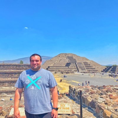 Phil Spencer on X: I love traveling with my Series S and my @UPspecGaming xscreen and ending a day with some @hifiRush. / X