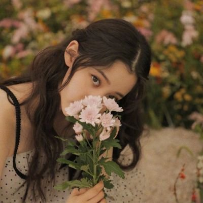 puerumeria's profile picture. Fictional Character┊Nathania Gantari, was wampus protector. ILVRAlumna.