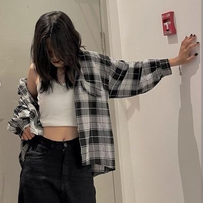 zeeprach's profile picture. Etiam crudelis sum sine dubio