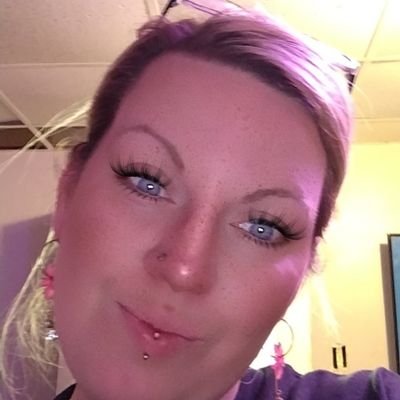 Blueyes2016's profile picture. 