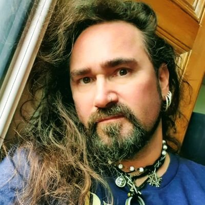 Shy - but fuelled by rum, music, & human contact.
Tweets on music, dark things, being a flawed human, & (occasionally) managing software orgs (views are my own)