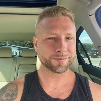 Arborist, history buff, sarcasm, meditation, USMC Infantry vet Instagram @padricjfox