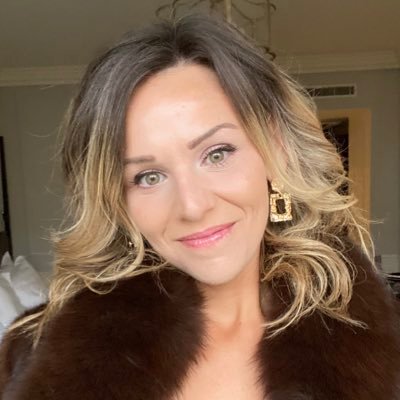 prettylittlebtc's profile picture. I'm just here for #bitcoin. -Wife -MamaX2 -Kitchen Garden Revivalist -Reader of too many books -All things growth