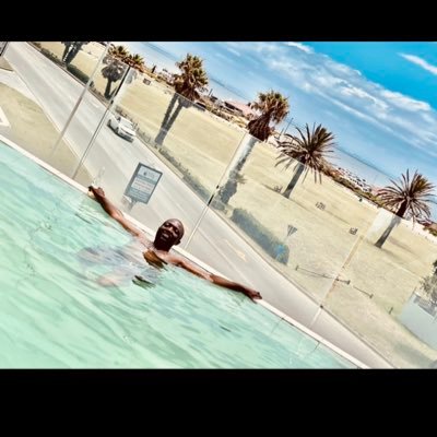 Manga_business2's profile picture. Deep house head