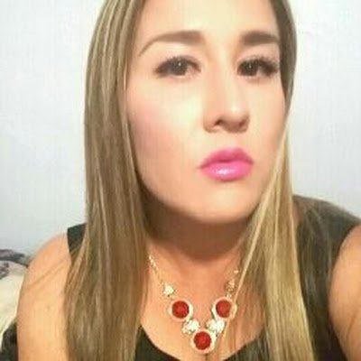 alejandraoro86's profile picture. 
