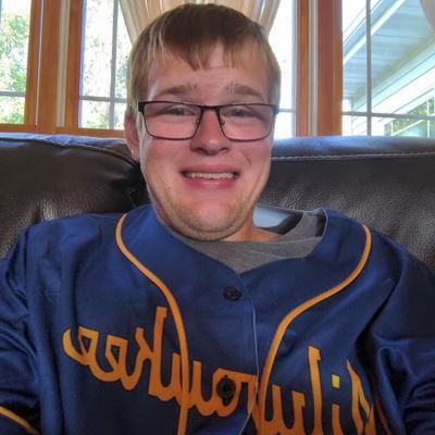 Major baseball (@Brewers) and softball fan. Fan of @mattkenseth @MartinTruex_Jr @NatalieRacing @hailiedeegan @erik_jones. One of @JenniferMlott 's super fans