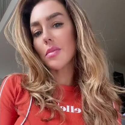 Looking for long term relationship with benefits