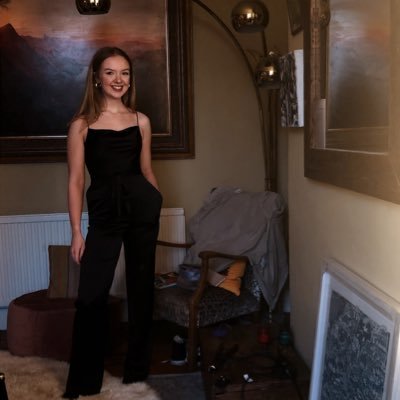 Belindamarie130's profile picture. 👩🏼‍🎓🎥🏊🏻‍♀️🚴🏼‍♀️🏃🏼‍♀️🦻🏻