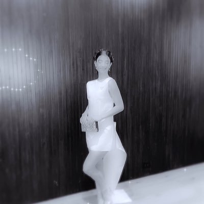 PriyaWilshere's profile picture. my TikTok is priyawilshere