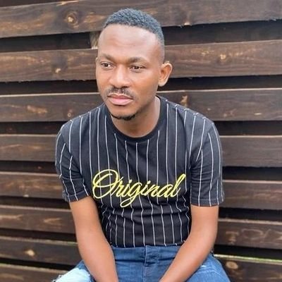 OmphileMKT12's profile picture. 