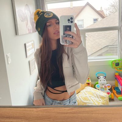 paytboggs's profile picture. Let go & let God