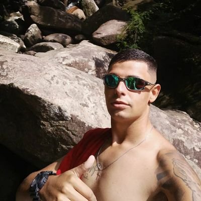 saúde, um qualquer no bolso e o resto nois tira de letra..