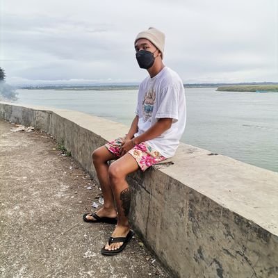 Labbs420's profile picture. I'M ME, I DO ME AND I CHILL.