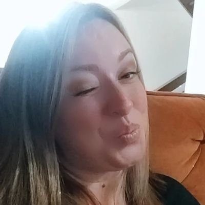 taisdias27's profile picture. Mamãe do Igor, Gabi e Bê👦🧑👦🏼
Tricolor de alma e coração💙
Formada em História 👩‍🏫