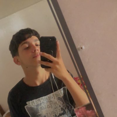 Leo74446678's profile picture. 😆🏳️