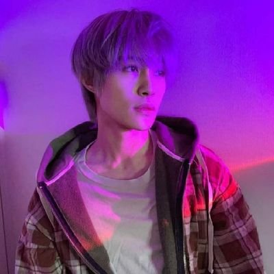 neosaurus2's profile picture. i'm broke