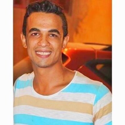 esaam_emad's profile picture. For every door I close, I go back to buy the building 💪