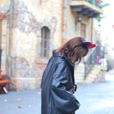 営業アシ⇒SES営業/プロパー250名ほど在籍/案件はほとんどやらないプロパー営業メインです/真面目なお話は勿論、色んな方と楽しくお話したい/前職は飛び込み営業/🎾/🏀/⚽️/⚾️/🀄/👭/🍴/🍻/🎤/🎹/🎳
