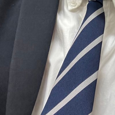 uyutomori's profile picture. 地方で販売職。  20代後半。一児の父。 コーヒーとポパイと運動が趣味。  10代の頃はアパレル販売職→楽器営業→販売営業