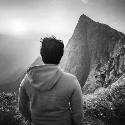 vakada_samara's profile picture. 