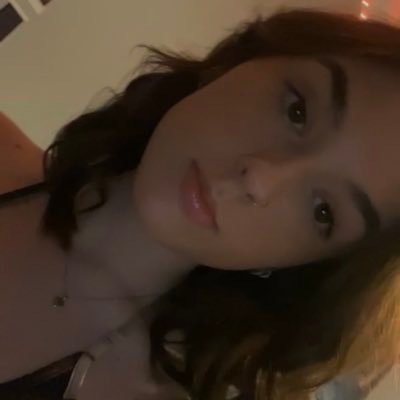 nivhallie's profile picture. 𝐇 🏛