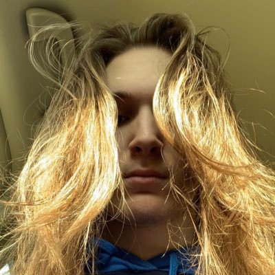 Kubisnaxxx's profile picture. 24.