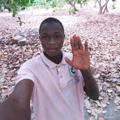 Hello I'm from Gambia smiling coast of Africa I'm living with my mother and sibling I'm here for friendship 🙏