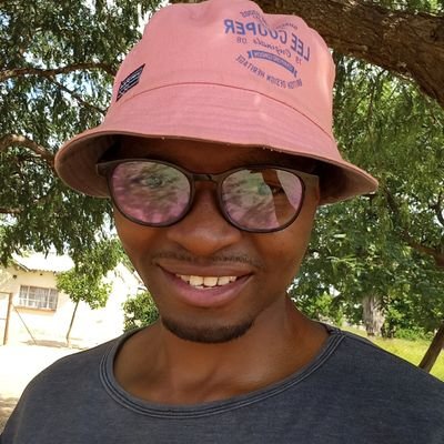 Peach__07_'s profile picture. Christian | industrial and manufacturing engineer| #Masvingo