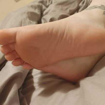 BillyBob7806's profile picture. here to satisfy with any feet pics you want. you can also buy any piece of clothing to satisfy your needs