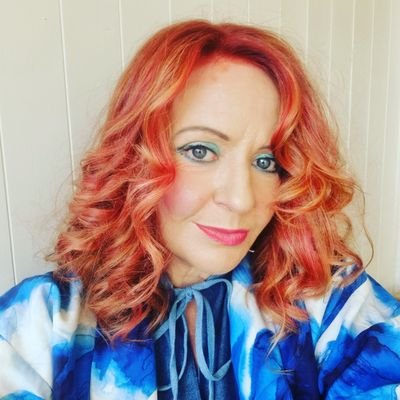 Drfashionesther's profile picture. Academic researcher, expert commentator and senior lecturer in fashion retail.