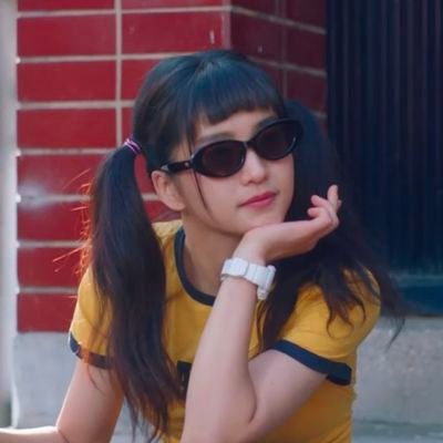 yuuuyubi's profile picture. Lulusan Arsitektur 2022. Hobi Menulis. Bercita-cita bisa Travelling ke seluruh dunia apalagi hatimu karena kamu duniaku EA | I'm Potterhead by the way ⚡