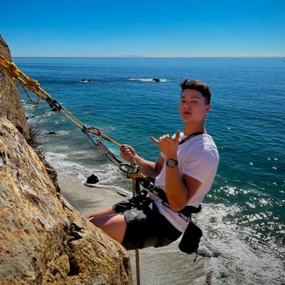 shawnjacobsen_'s profile picture. Programmer, photographer & consumer of sashimi.