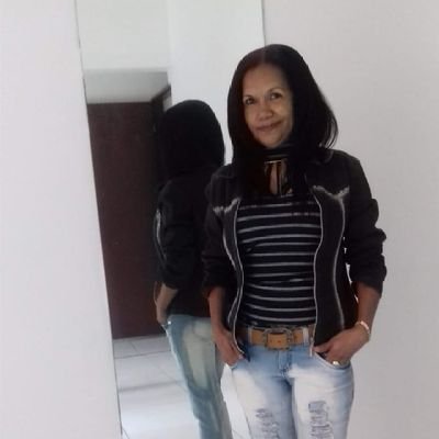 CleideDamares's profile picture. Comece onde você está, use o que você tem e faça o que você pode.😄