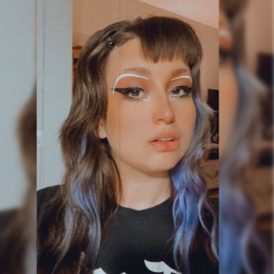 She/Her 🖤 UK bass music enthusiast. 𝓒𝓱𝓪𝓸𝓽𝓲𝓬 𝓰𝓸𝓸𝓭. Not everything on here is meant to be taken seriously.