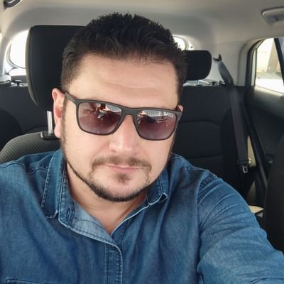 rkvasne's profile picture.