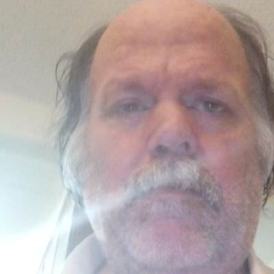 Timothy 55yrs 5'11 live in Paso Robles California vork chevron gas station