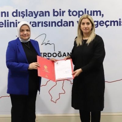AK Parti Kadıköy Kadın Kolları Başkanı 2022-2025 AK Parti Kadıköy Belediye Meclis Üyesi (Grup Başkan Vekili ) AK Parti İstanbul İl Kadın Kolları YKÜ