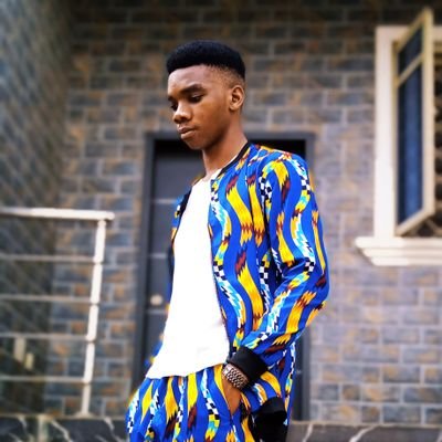 jorthan_emmz001's profile picture. future software engineer,no snubbing allowed.😉
I love music,wallpapers, movies, art, animation.
love Africa.