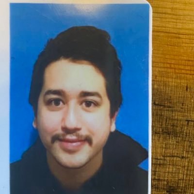 bmoney702's profile picture. Some dude that talks on a podcast. Him/He/Frog