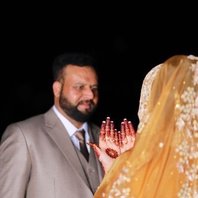 ہر وہ انسان جھوٹا ہے، جو کہتا ہے کہ وہ حسن پر نہیں مرتا۔🙂🥀