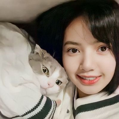 vv_maiden's profile picture. escape. | study acc