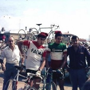 a_rebuf's profile picture. A partir d'ara tot és pla.