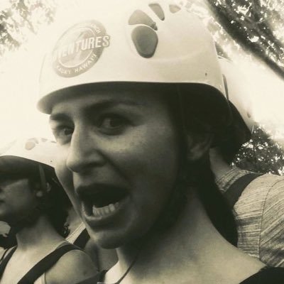 dereksluvbot's profile picture. grey’s and scandal over everything