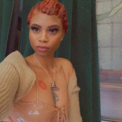♒️“I can’t help that I’m dope, nigga.” IG: @broadstreetbambi