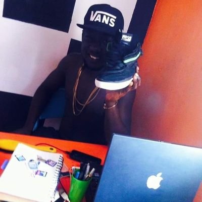 Promoter|| Marketer|| Producer @Wheelmasterstv|| Edricus Manager|| For SNEAKERS 👟Whatsapp➡️ 0504043384